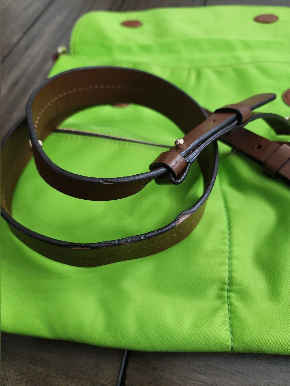 Dooney & Bourke Lime Green Nylon Tote W Leather Zipper Pulls